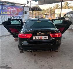 جاكوار XE